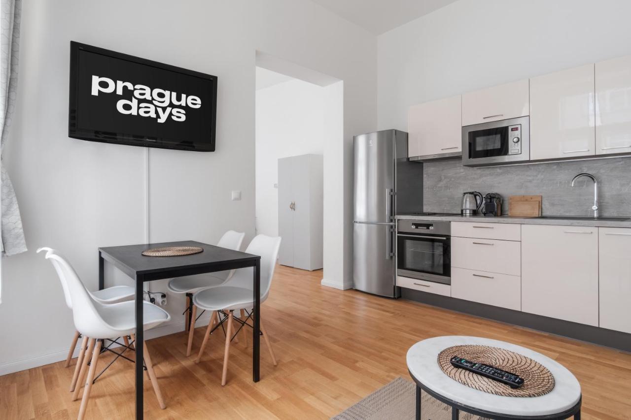 Luminous Apartment For 2 Near Wenceslas Square By Prague Days Kültér fotó